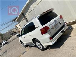 تۆیۆتا لاند کروزەر